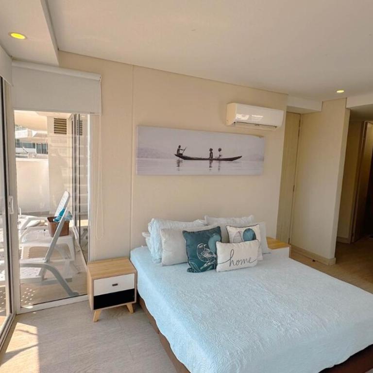 exclusivo condominio cerca al mar - Three-Bedroom Apartment - 5