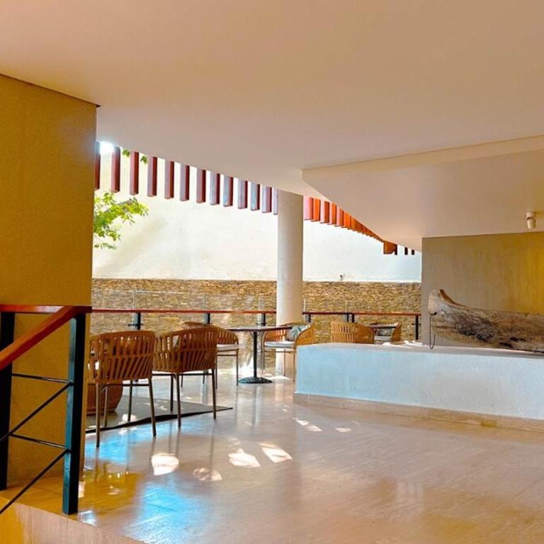 exclusivo condominio cerca al mar - Three-Bedroom Apartment - 6