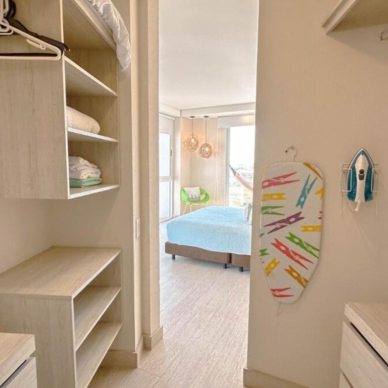 exclusivo condominio cerca al mar - Three-Bedroom Apartment - 12