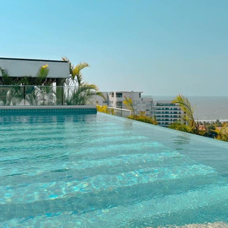 exclusivo condominio cerca al mar - Three-Bedroom Apartment - 21