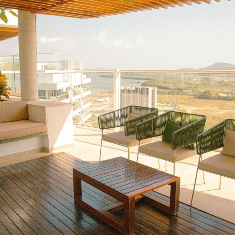 exclusivo condominio cerca al mar - Three-Bedroom Apartment - 22
