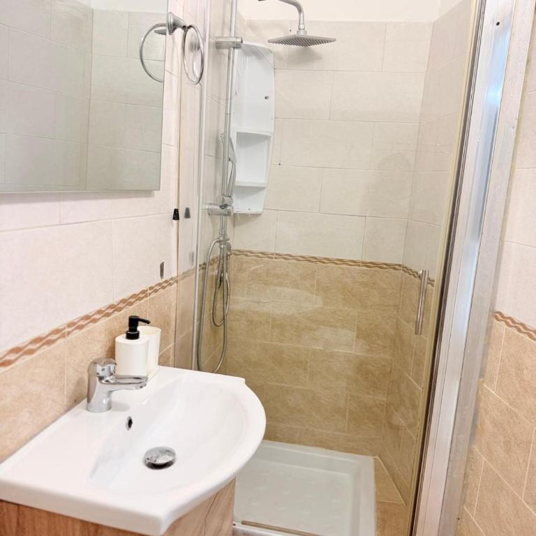 Cicero Rome Center - Budget Double Room - 4