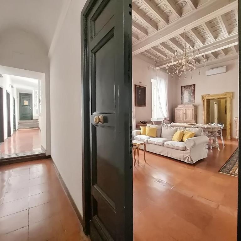 Historic Navona Palace Suite Ultra Luxury Stay - Appartamento con Balcone - 6