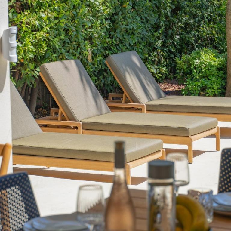 Villa design with pool and mini-golf, 6 people - Villa Deluxe - 23