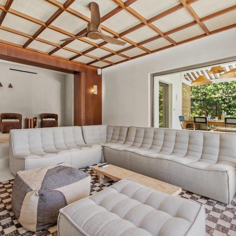Villa design with pool and mini-golf, 6 people - Villa Deluxe - 24