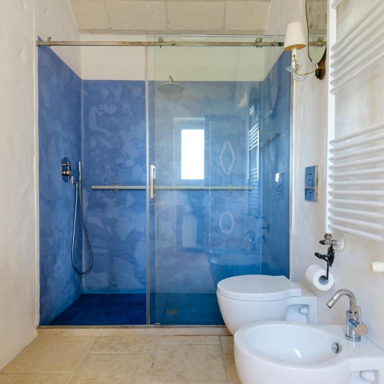 Masseria Camarda - Suite con cama extragrande y vistas a la piscina - 5