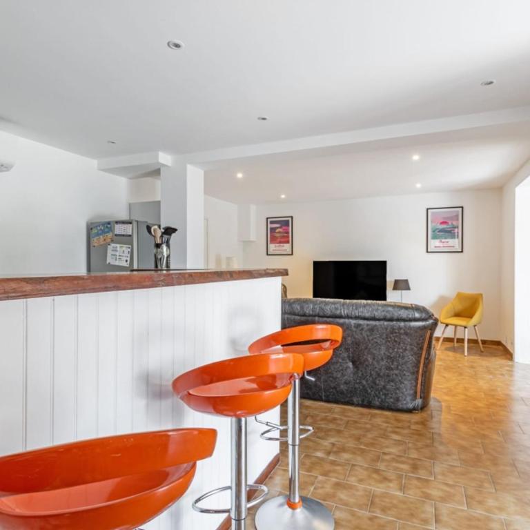 Bright House With Terrace And Garden - Maison de Vacances - 4