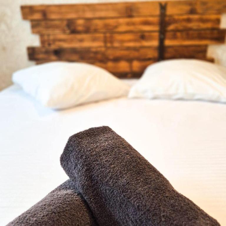 Charmante Villa avec Piscine Jardin et BBQ à 30min de Nice - Villa con 2 Camere da Letto - 10