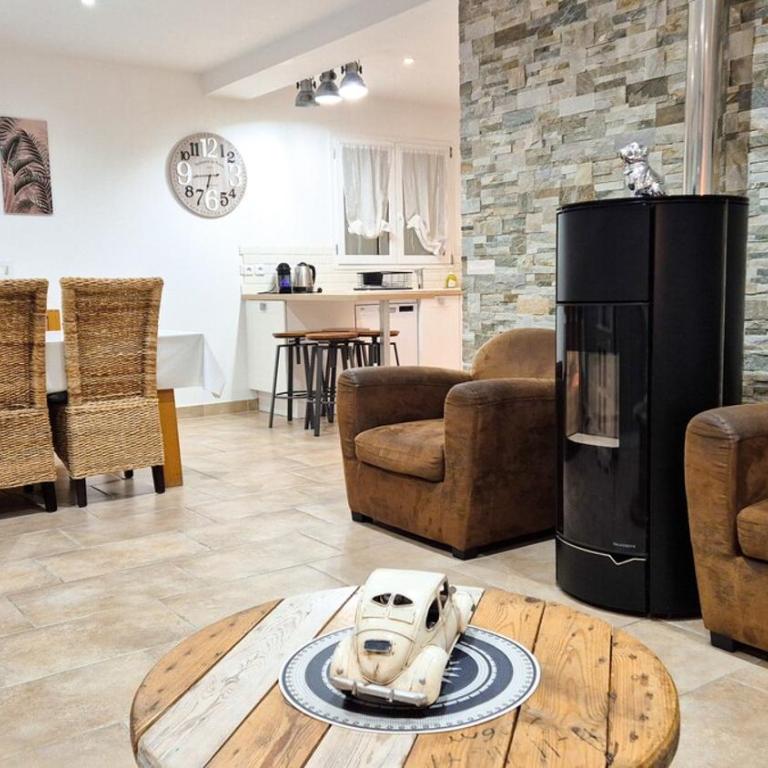Charmante Villa avec Piscine Jardin et BBQ à 30min de Nice - Villa con 2 Camere da Letto - 16