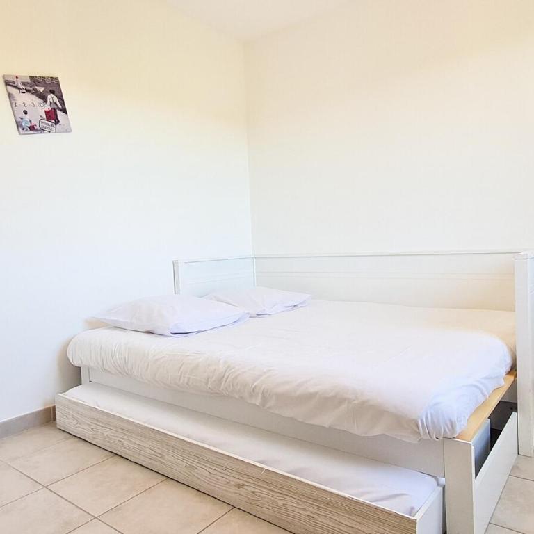 Charmante Villa avec Piscine Jardin et BBQ à 30min de Nice - Villa con 2 Camere da Letto - 25
