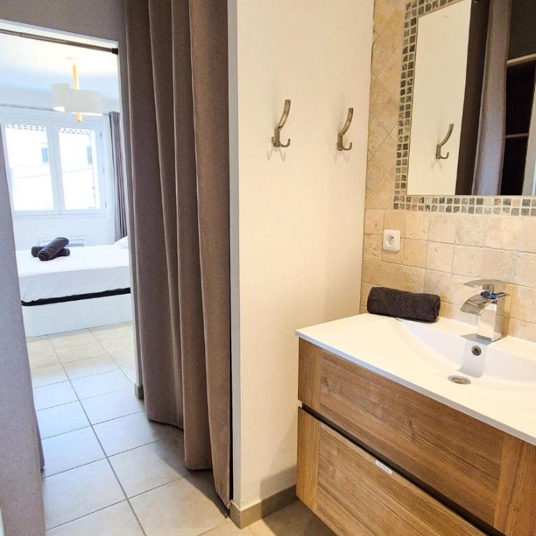 Charmante Villa avec Piscine Jardin et BBQ à 30min de Nice - Villa con 2 Camere da Letto - 27