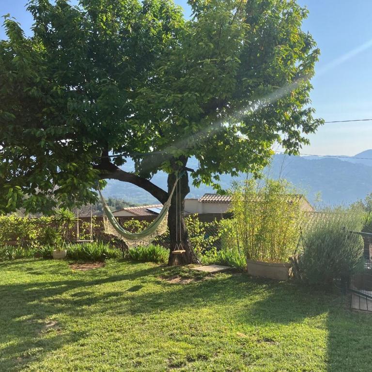 Charmante Villa avec Piscine Jardin et BBQ à 30min de Nice - Villa con 2 Camere da Letto - 31