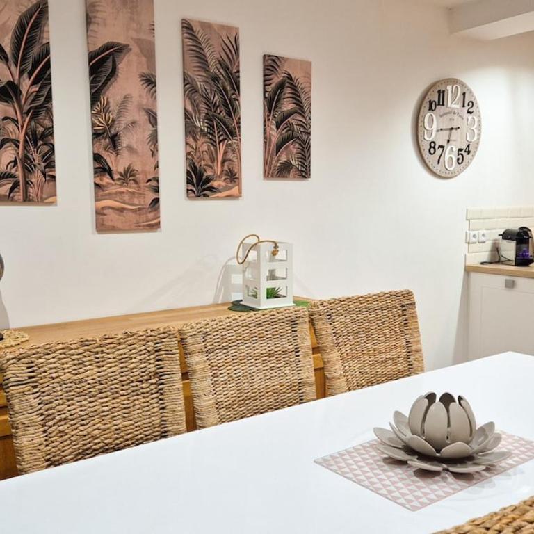 Charmante Villa avec Piscine Jardin et BBQ à 30min de Nice - Villa con 2 Camere da Letto - 45