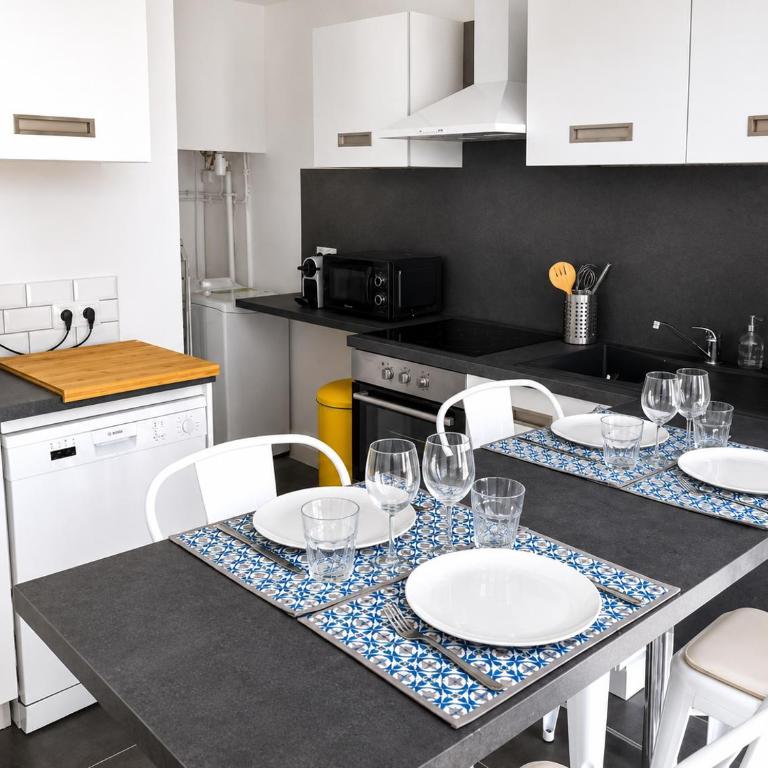 Beautifully Bright Apartment in Old Town Saint-Tropez - Studio - 8