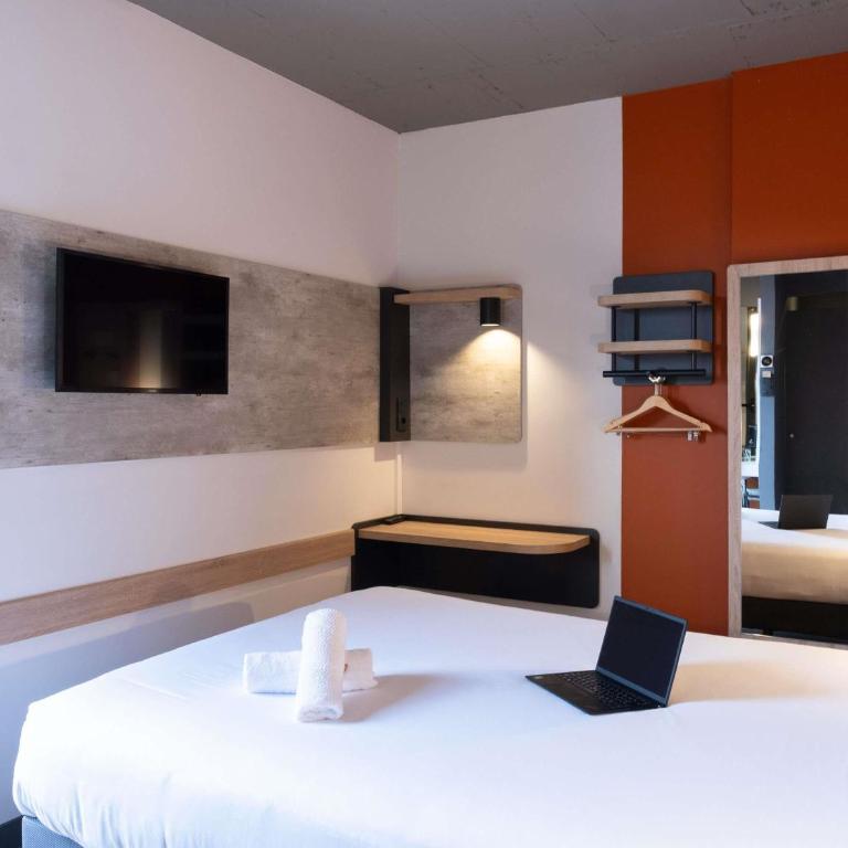 ibis budget Logroño Centro - Habitación Doble Estándar con terraza - 7