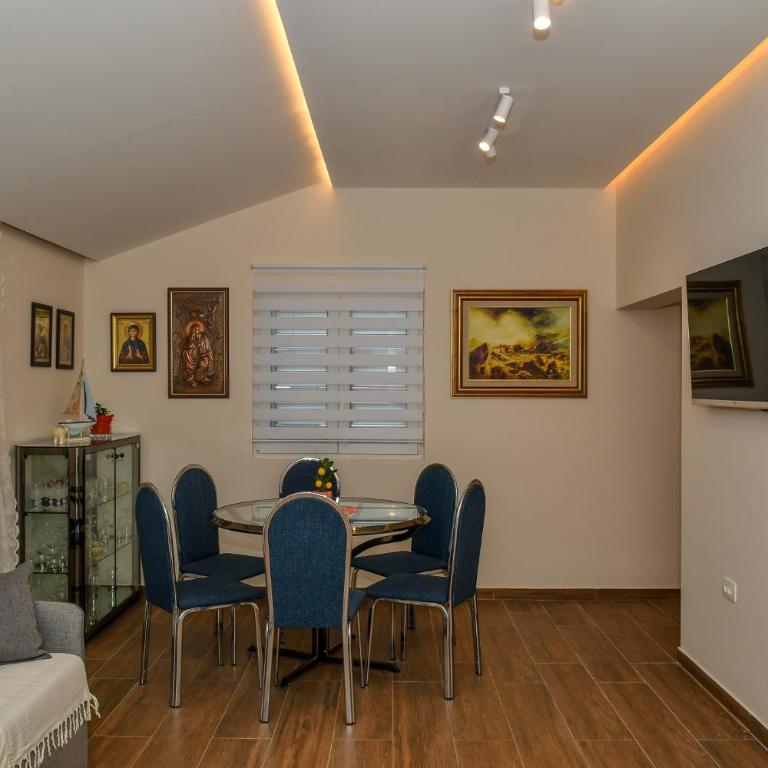 Guest house Šebelj - Two-Bedroom Deluxe Apartment with Balcony - 13