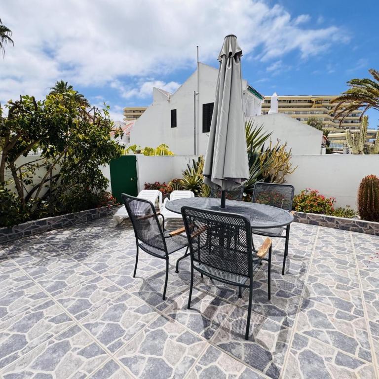 SUNNY VILLA HOLIDAY HOME - Casa - 4