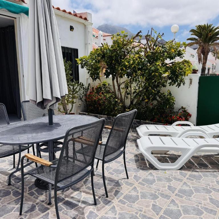 SUNNY VILLA HOLIDAY HOME - Casa - 7