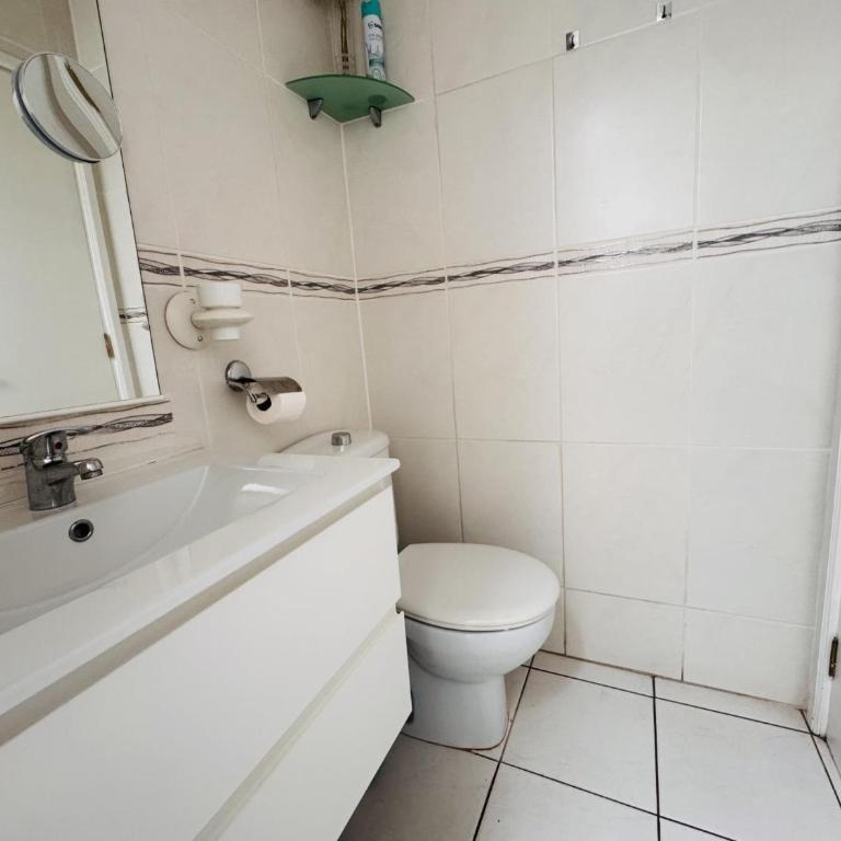 SUNNY VILLA HOLIDAY HOME - Casa - 32