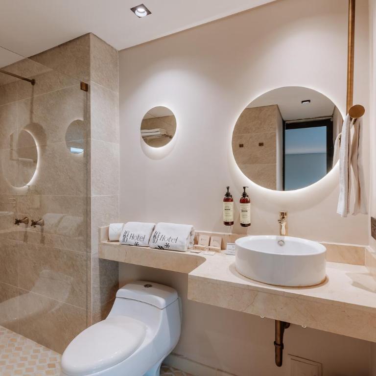 1616 Hotel - Habitación Doble Estándar con 2 camas dobles - 2
