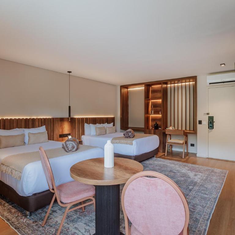 1616 Hotel - Habitación Doble Estándar con 2 camas dobles - 3