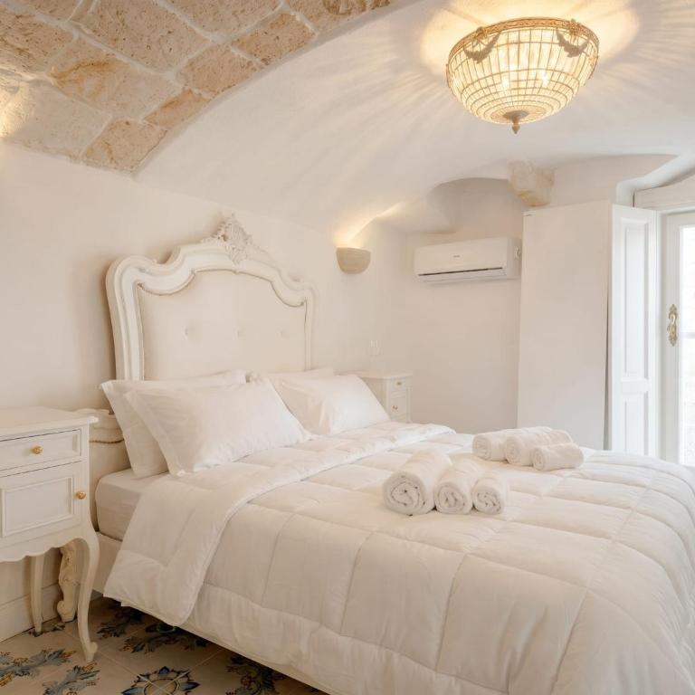 Elegant Comfort in the Historic Center-Palazzo Principessa - Camera Matrimoniale Piccola - 3