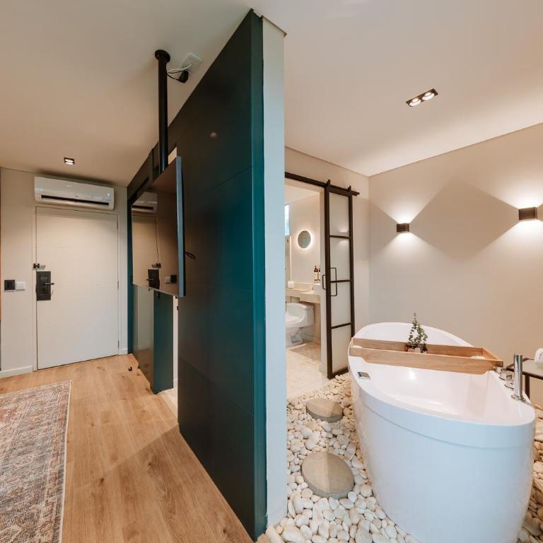 1616 Hotel - Habitación Doble Superior con bañera - 8