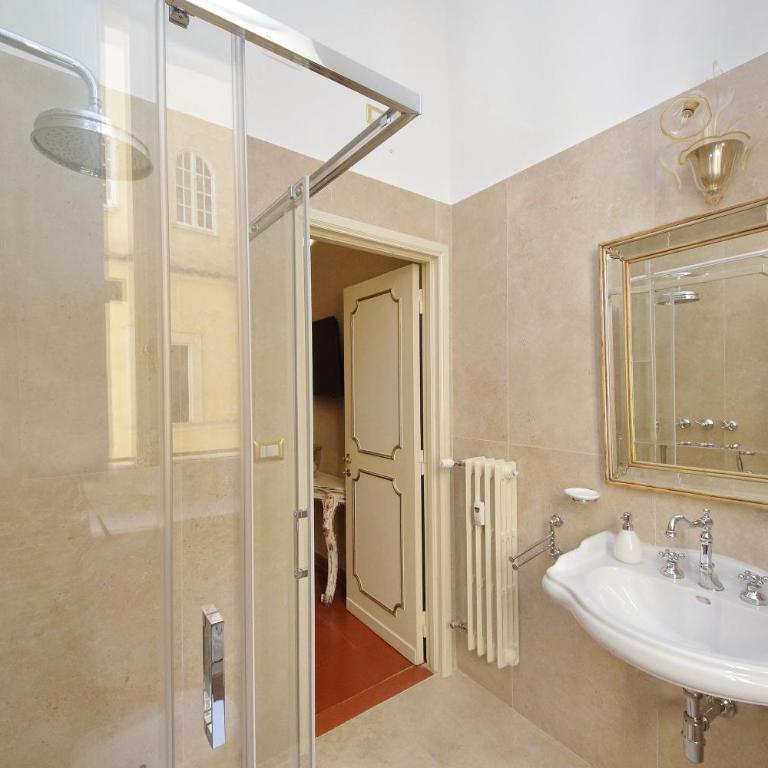 Historic Navona Palace Suite Ultra Luxury Stay - Appartamento con Balcone - 20