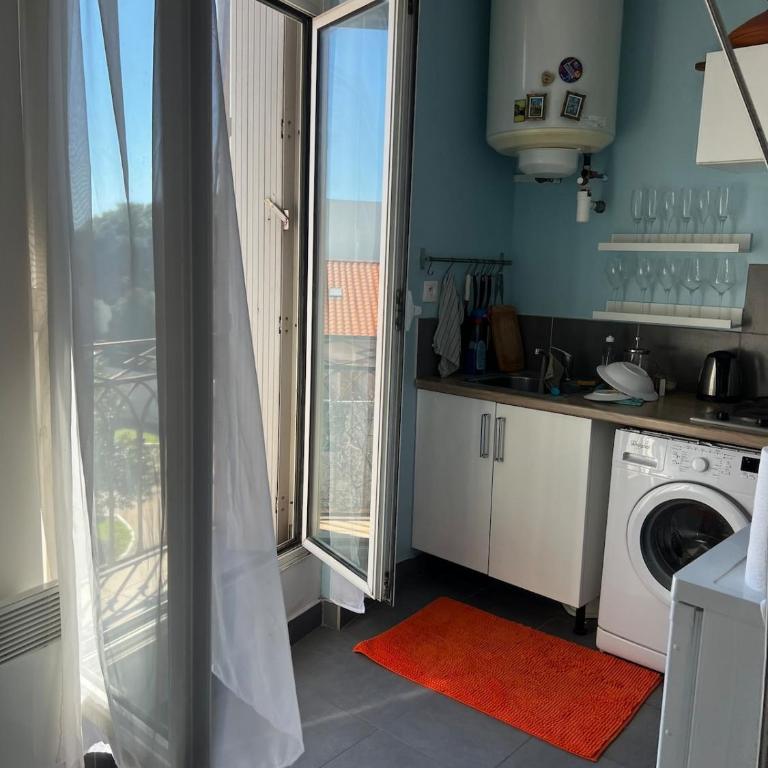 Appartement lumineux face studio DNA - Apartment mit 1 Schlafzimmer - 9