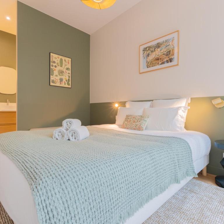 Luxueux Appartement - Hyper Centre - Climatisation - Balcon - Deluxe Apartment mit 3 Schlafzimmern - 5