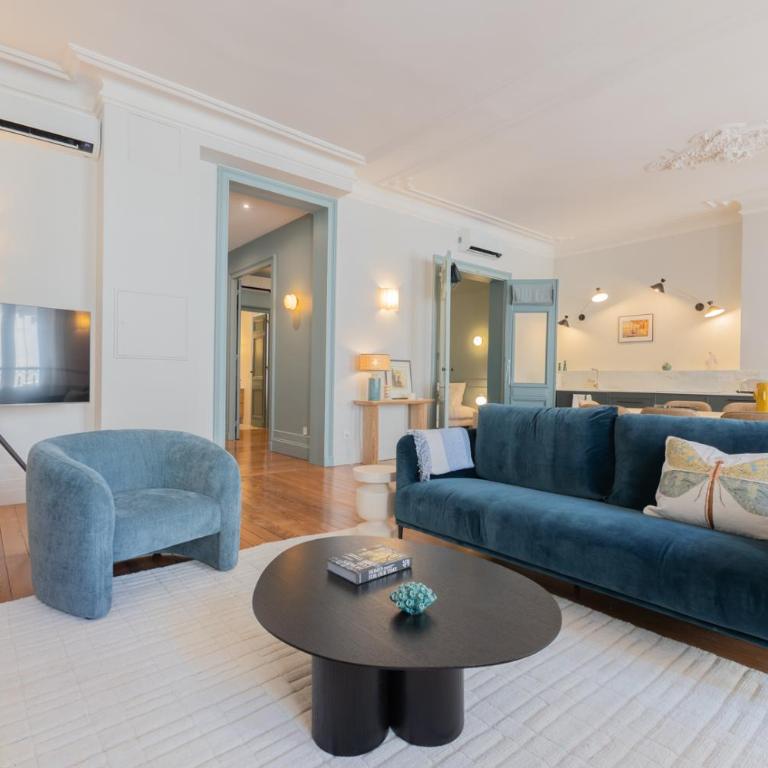 Luxueux Appartement - Hyper Centre - Climatisation - Balcon - Deluxe Apartment mit 3 Schlafzimmern - 1