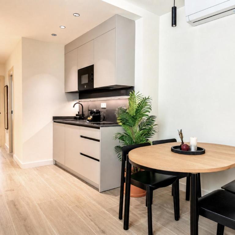 Nebo Alameda 1 – Private pool and patio - Apartamento - 12