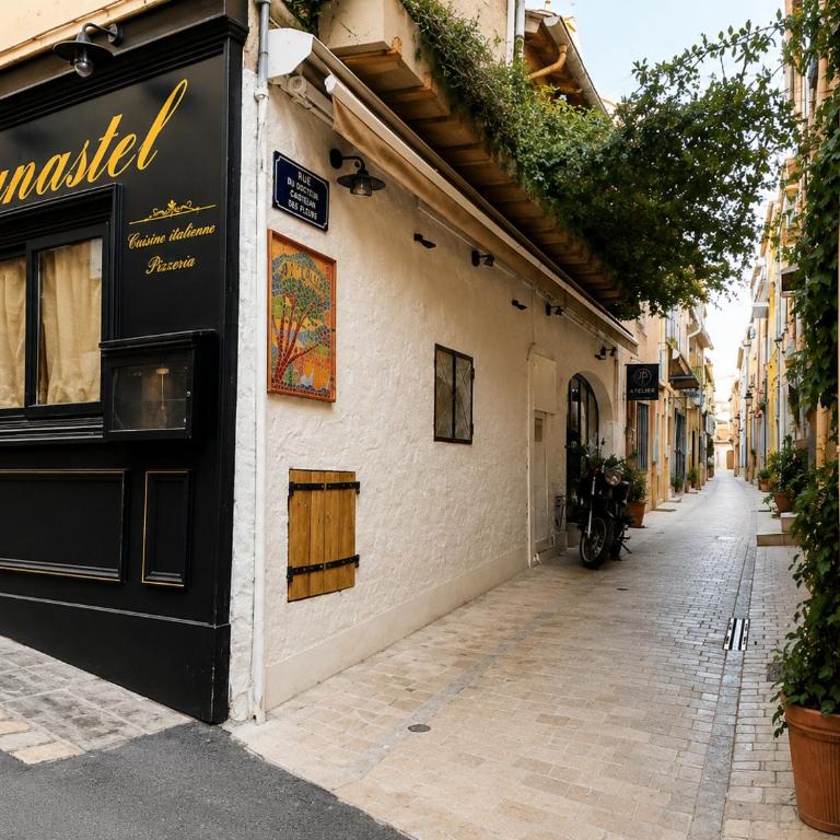 Beautifully Bright Apartment in Old Town Saint-Tropez - Studio - 14
