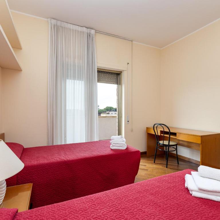 Bright Apartment with View and Parking - Two-Bedroom Apartment - 4