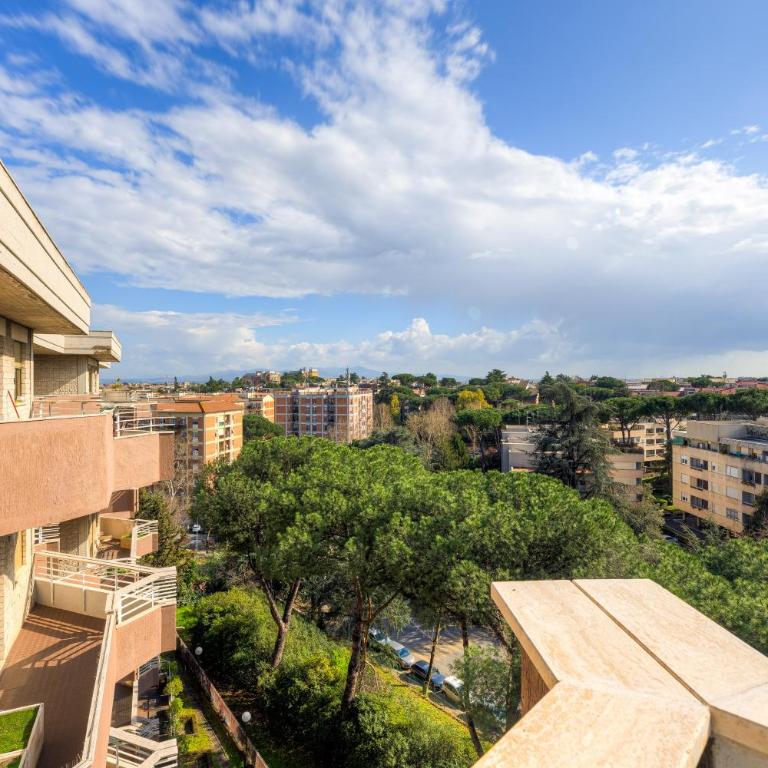 Bright Apartment with View and Parking - Two-Bedroom Apartment - 26