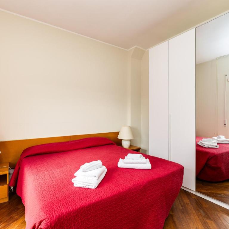 Bright Apartment with View and Parking - Two-Bedroom Apartment - 32