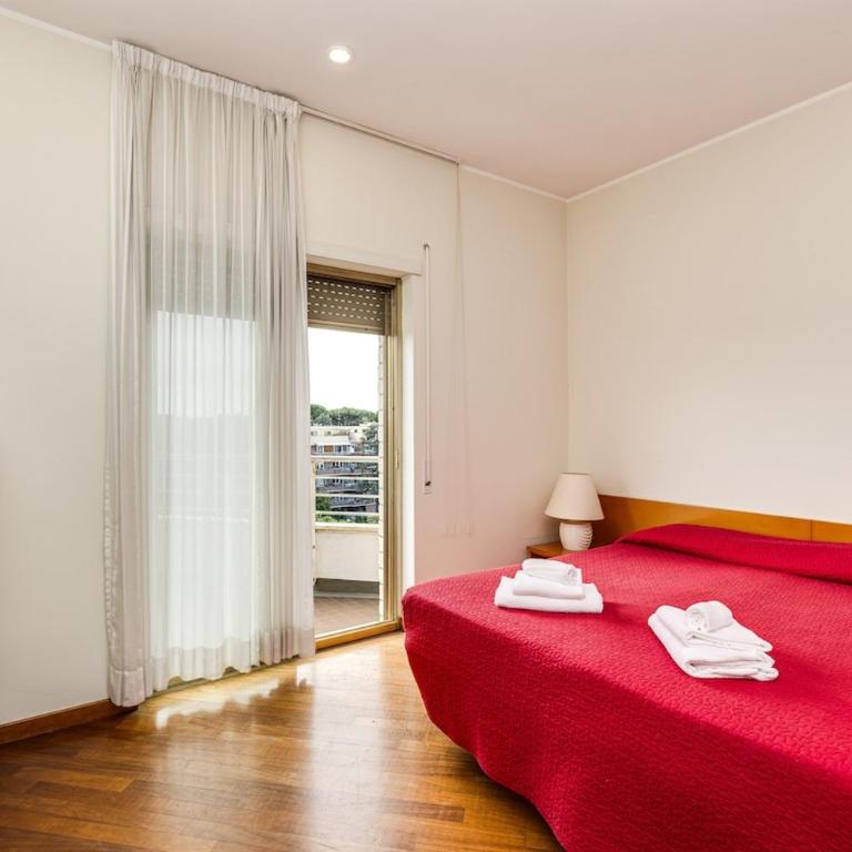 Bright Apartment with View and Parking - Two-Bedroom Apartment - 33