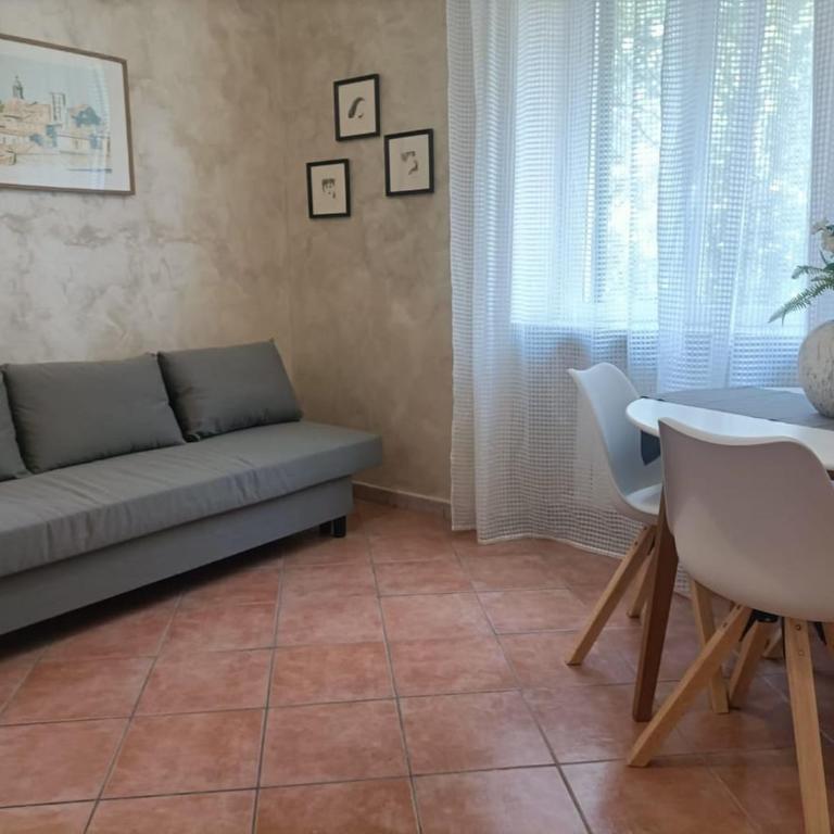 Laura Suite at the aqueduct - One-Bedroom Apartment - 1