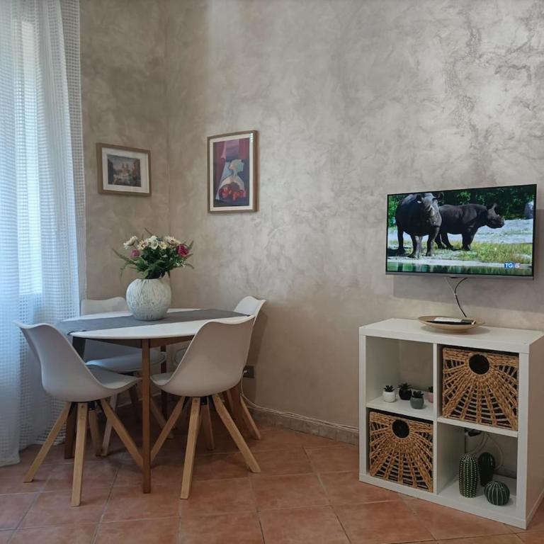 Laura Suite at the aqueduct - One-Bedroom Apartment - 5