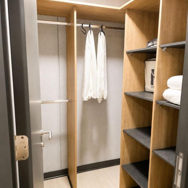 Depto Moderno 2D, a pasos del Metro Ñuble con Piscina & Coworking - Two-Bedroom Apartment - 4