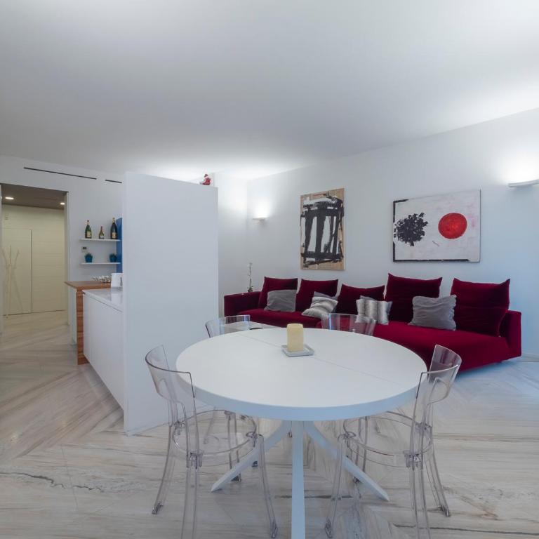 Youhosty - Duomo - Appartamento con 2 Camere da Letto - 1