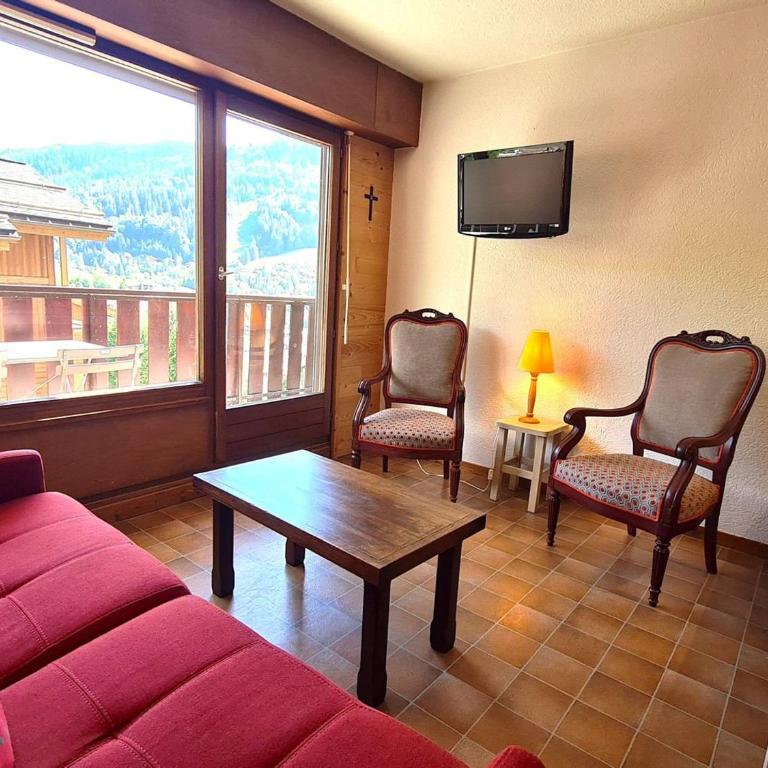 Charmant appartement 2 pièces + 2 coins nuit avec balcon au centre de La Clusaz, pour 4-6 personnes - FR-1-459-175 - Apartamento (6 adultos) - 13
