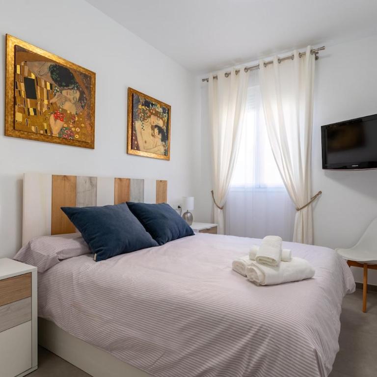 Apartamento de 2 dormitorios y garaje en Nervión - Apartamento de 2 dormitorios - 11