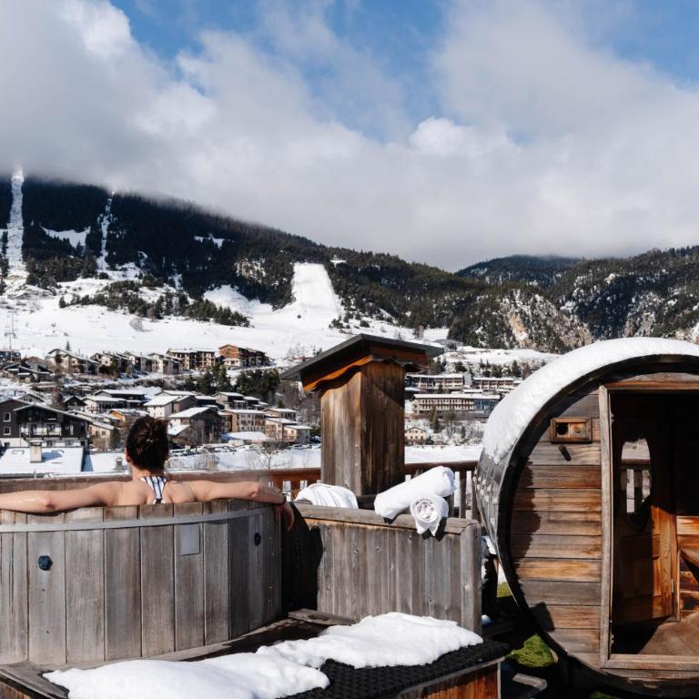 ALPINA LODGE VANOISE ex hotel du soleil - Studio Apartment with Access to the Panoramic Sauna and Nordic Bath - 3