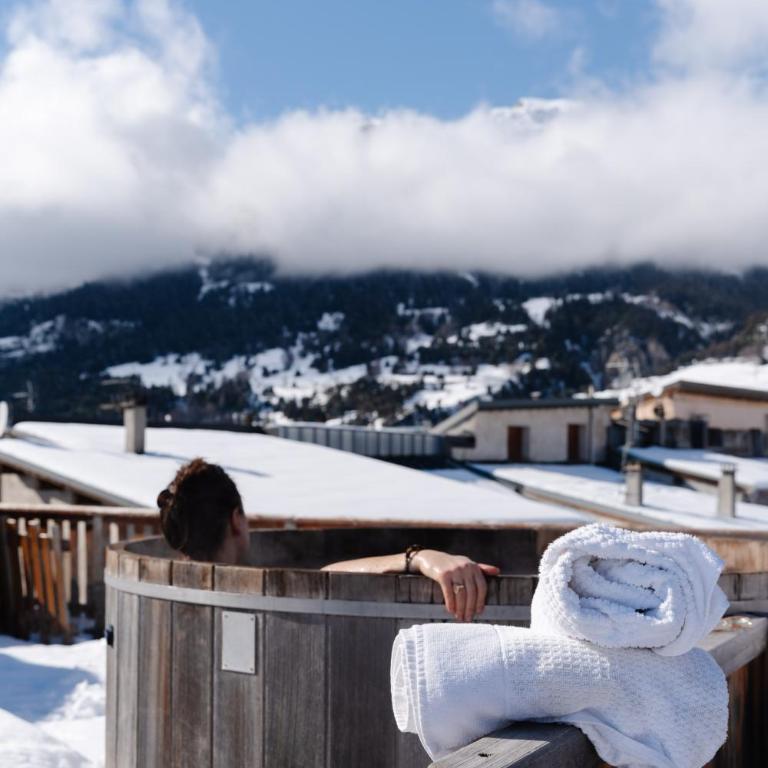 ALPINA LODGE VANOISE ex hotel du soleil - Apartment with Access to the Panoramic Sauna and Nordic Bath - 4