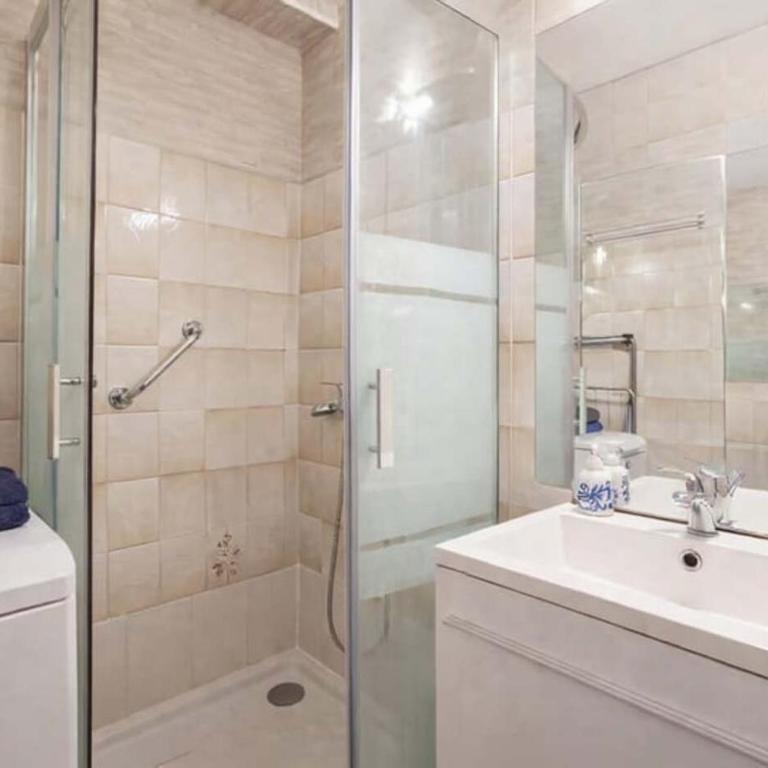 Réserve africaine 15 mn - Plage 200 m - Le Mieukerien - Appartement 2 Chambres - 6