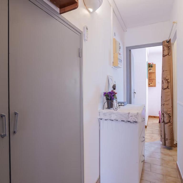 Réserve africaine 15 mn - Plage 200 m - Le Mieukerien - Appartement 2 Chambres - 12