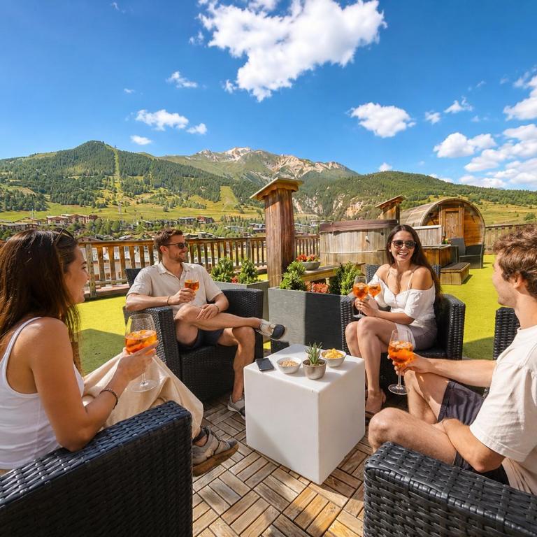 ALPINA LODGE VANOISE ex hotel du soleil - Apartment with Access to the Panoramic Sauna and Nordic Bath - 1