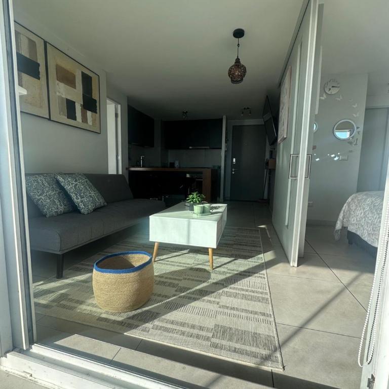 Departamento en Reñaca Norte con Vista al Mar - Two-Bedroom Apartment with Balcony and Sea View - 3