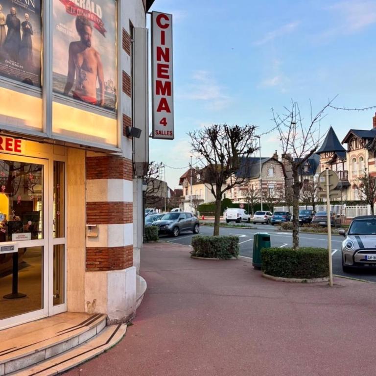 "Le Mogador" Plage & Casino à 2min - Maison de Vacances - 51